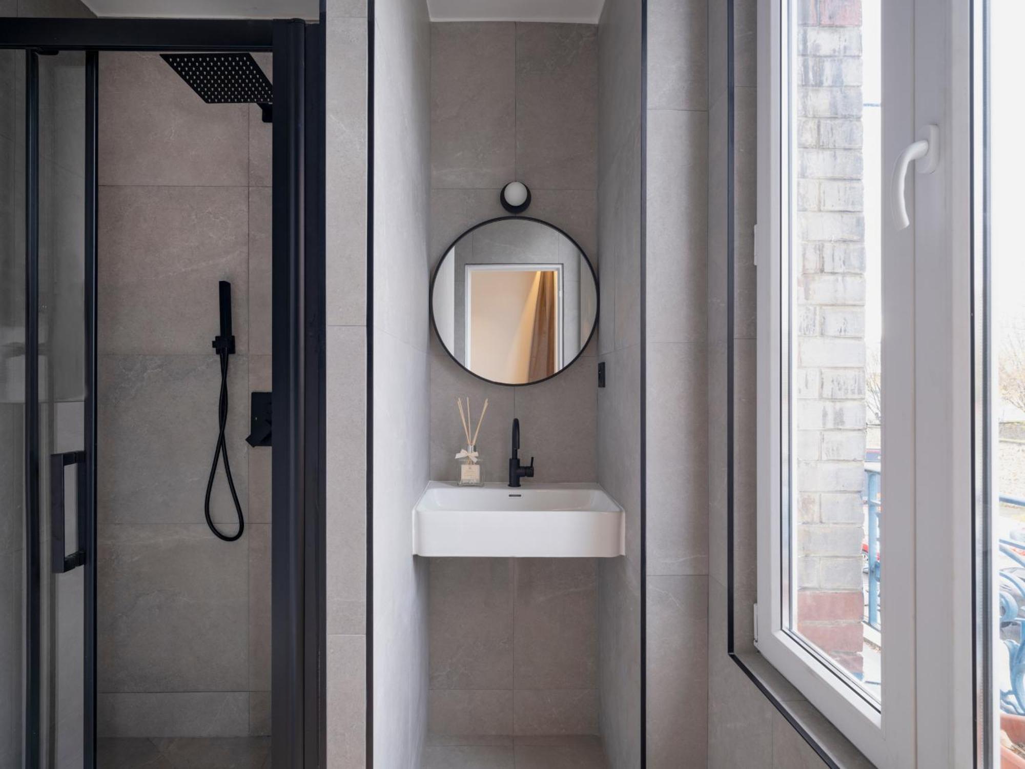 Charming Studio In Pantin Exterior photo